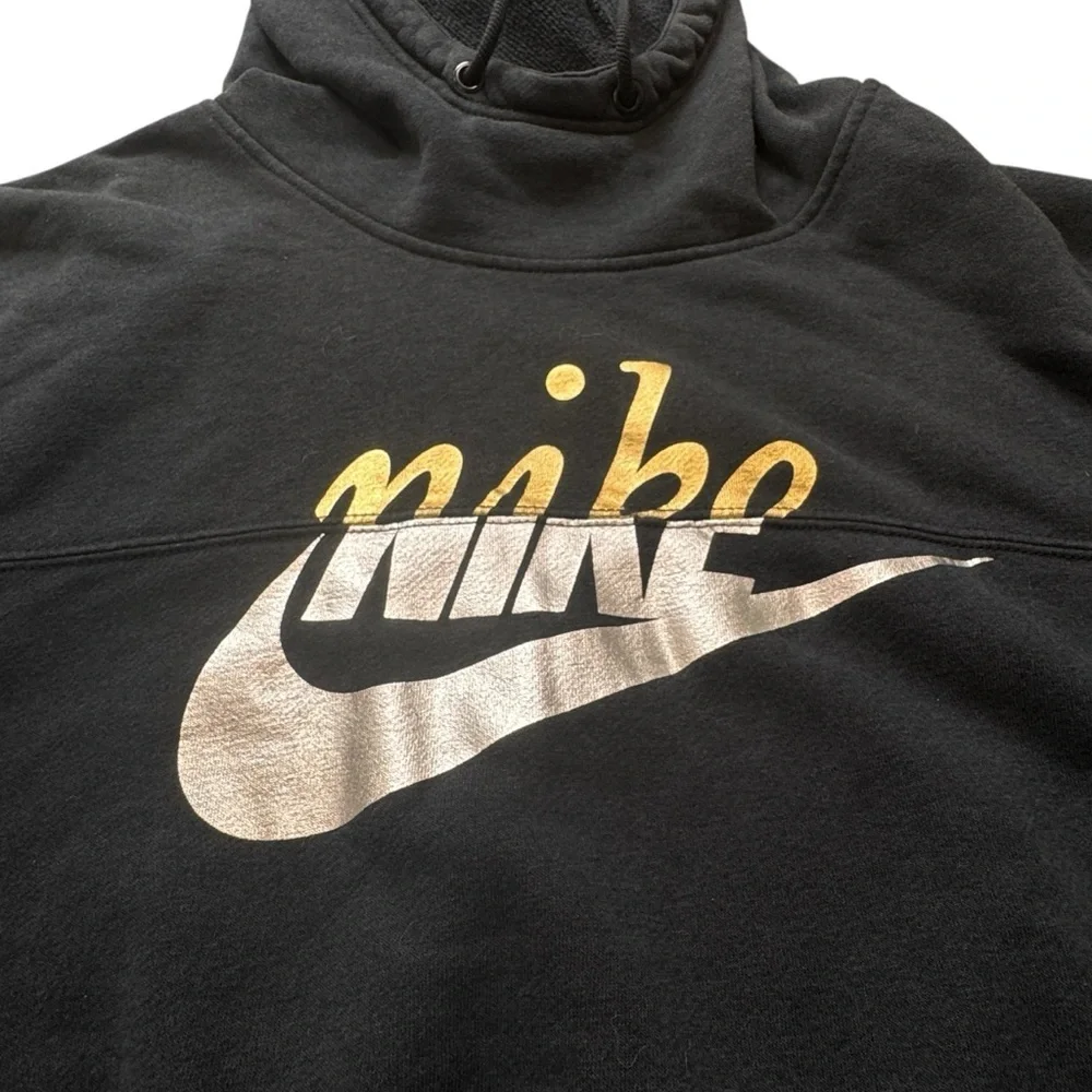 Nike Woman’s Sportswear Rally Metallic Clash Cropped Hoodie Black Size Medium